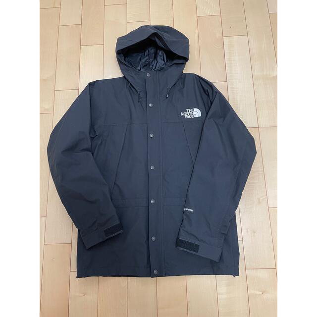 The North Face MOUNTAIN LIGHT JACKET