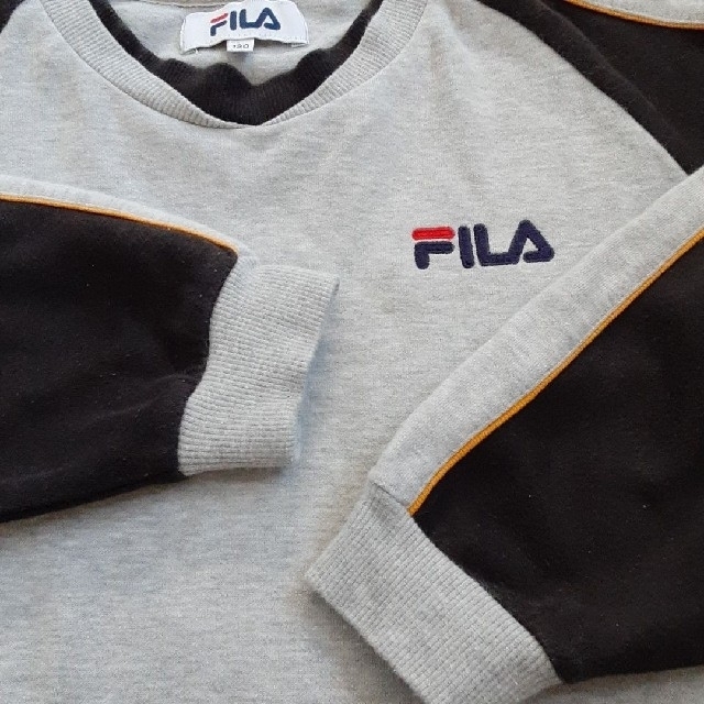 FILA(フィラ)のFILA　トレーナー　130㎝　フィラ　スウェット キッズ/ベビー/マタニティのキッズ服男の子用(90cm~)(Tシャツ/カットソー)の商品写真