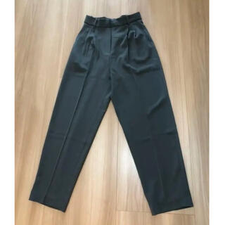 エイチアンドエム(H&M)の【新品】Tailored trousers シガレットパンツ (カジュアルパンツ)