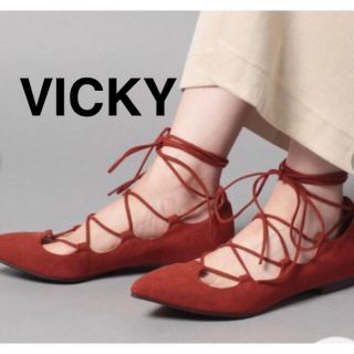 ビッキー(VICKY)の【新品タグ付】VICKY パンプス　M、エモダ　スカート(ハイヒール/パンプス)