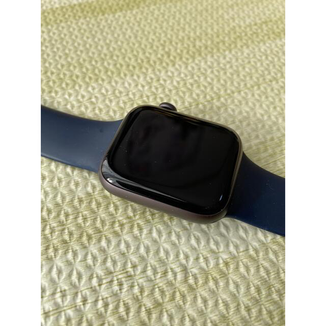 Apple Watch(アップルウォッチ)のアップル Apple Watch SE  44mmスペースグレイ メンズの時計(腕時計(デジタル))の商品写真