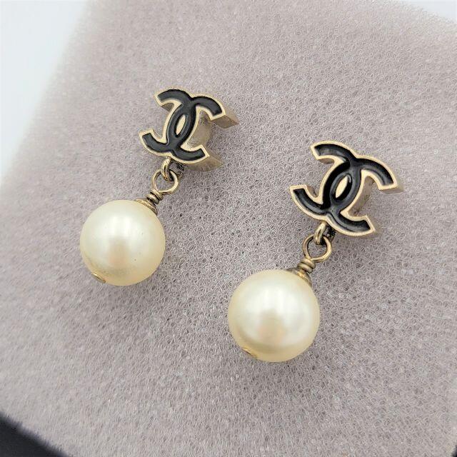 CHANEL - 確実正規品 シャネル パール ピアスの通販 by きなこ