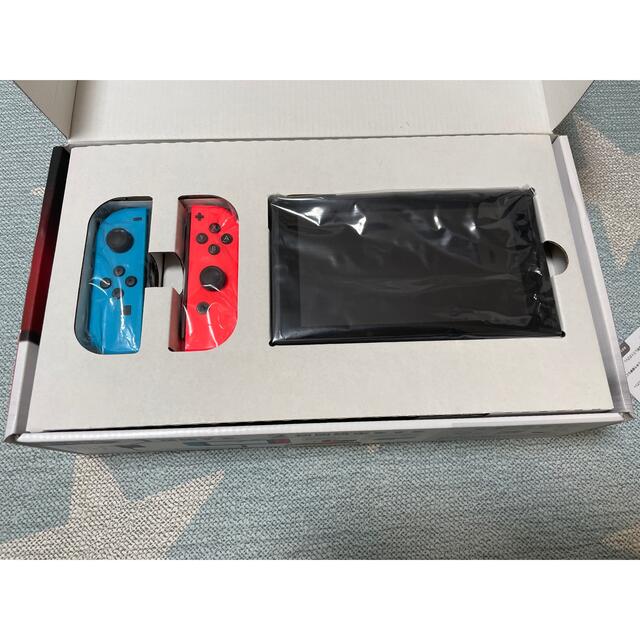 Nintendo Switch(ニンテンドースイッチ)のNintendo Switch ネオンブルー/ ネオンレッド 中古 エンタメ/ホビーのゲームソフト/ゲーム機本体(家庭用ゲーム機本体)の商品写真