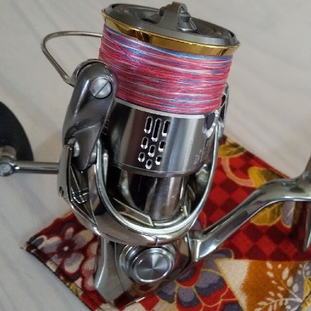 人気新品 SHIMANO 18ステラC3000XG - リール - kajal.pl