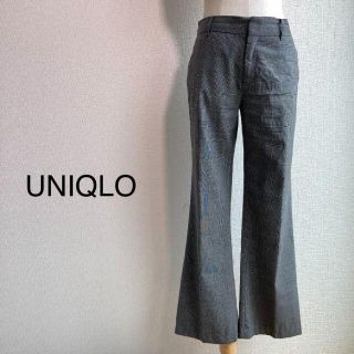 ユニクロ(UNIQLO)の【ユニクロ】スラックス　パンツ　グレー　チェック柄　M(カジュアルパンツ)