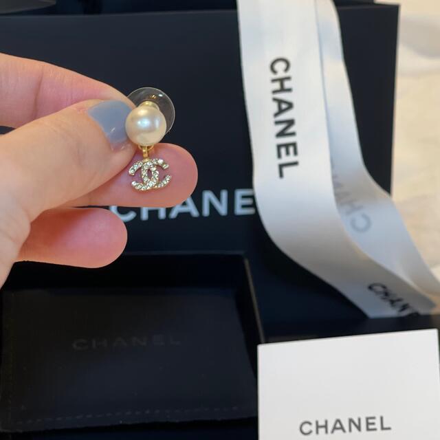 CHANEL(シャネル)のCHANEL シャネル パール ピアス 片耳 メンズのアクセサリー(ピアス(片耳用))の商品写真