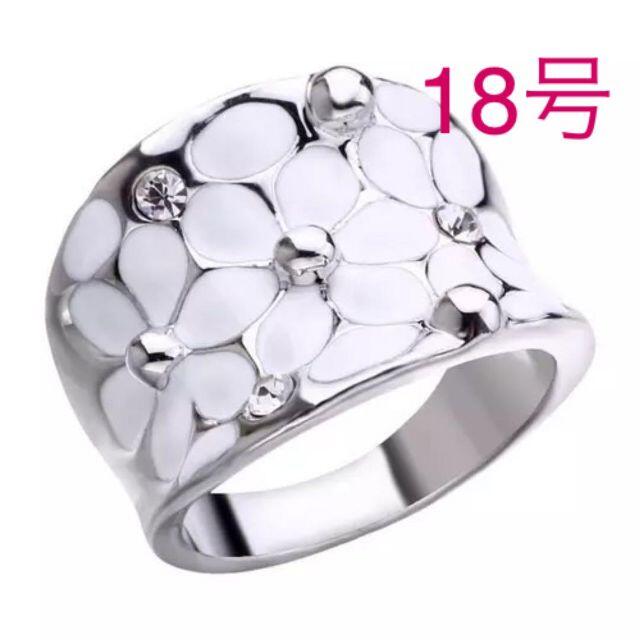 （1171）18号 安価タイプシルバーワイドフラワーリング　人気デザイン指輪 レディースのアクセサリー(リング(指輪))の商品写真