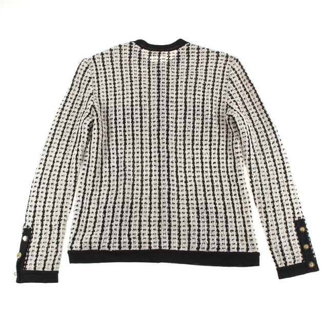 CHANEL - シャネル CHANEL ココボタン ニット カーディガン CHANEL - シャネル CHANEL ココボタン ニット カーディガン