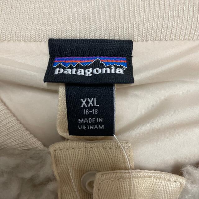 patagonia(パタゴニア)のパタゴニア ガールズ レトロx ボマー ジャケット　XXL キッズ/ベビー/マタニティのキッズ服女の子用(90cm~)(ジャケット/上着)の商品写真