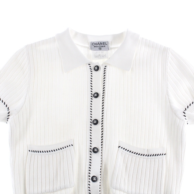 CHANEL - シャネル CHANEL ココボタン 半袖 トップス ニットの CHANEL - シャネル CHANEL ココボタン 半袖 トップス ニットの