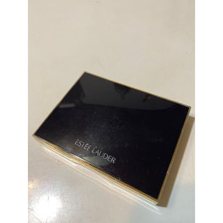 エスティローダー(Estee Lauder)のエスティ　ローダ✴︎チークケース✴︎ミラーコンパクト✴︎筆付✴︎(チーク)