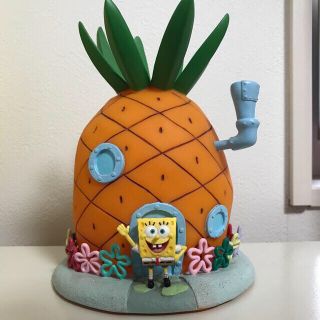 おまけ付きスポンジボブパイナップルハウス貯金箱の通販 by Me'shop