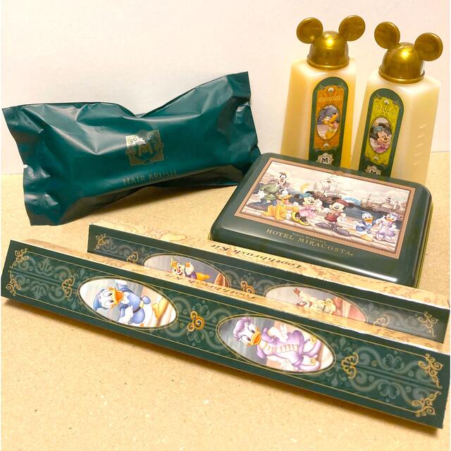 Disney(ディズニー)のDisney ディズニー ミラコスタ ホテル アメニティ セット 旅行 日用品 エンタメ/ホビーのおもちゃ/ぬいぐるみ(キャラクターグッズ)の商品写真