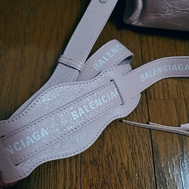 Balenciaga(バレンシアガ)のHANA様新品!レア!バレンシアガミニシティ・ライトピンク レディースのバッグ(ハンドバッグ)の商品写真