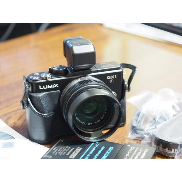 Panasonic(パナソニック)のLUMIX GX1＋20mm＋DMW-LVF2 スマホ/家電/カメラのカメラ(ミラーレス一眼)の商品写真