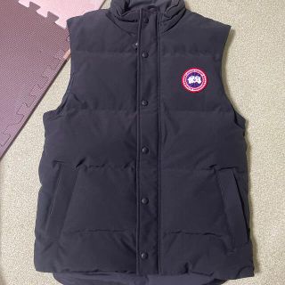 カナダグース(CANADA GOOSE)のカナダグース　ダウンベスト　サザビーリーグ　M  ブラック(ダウンベスト)