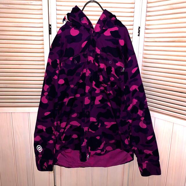 A BATHING APE(アベイシングエイプ)の完売人気モデル　A BATHING APE Shark Jacket Shirt メンズのトップス(パーカー)の商品写真