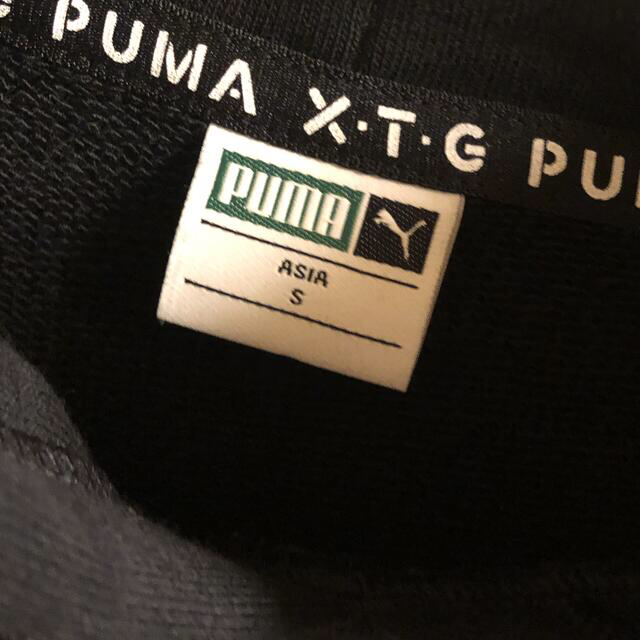 PUMA(プーマ)のほぼ新品　PUMA プーマ　パーカー レディースのトップス(パーカー)の商品写真