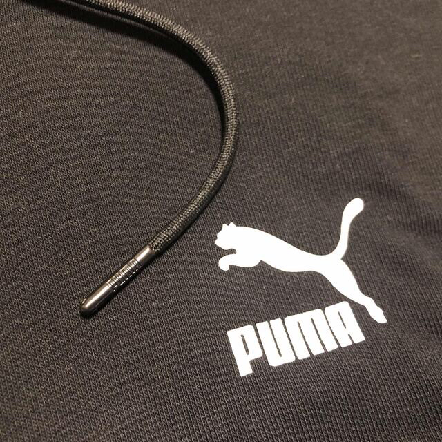 PUMA(プーマ)のほぼ新品　PUMA プーマ　パーカー レディースのトップス(パーカー)の商品写真