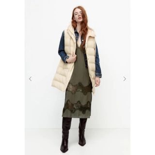 ザラ(ZARA)のZARA ロングベスト ザラ エクリュ(ベスト/ジレ)