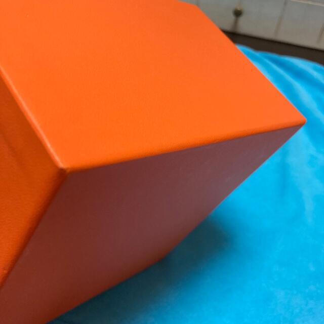 HERMES - HERMES (エルメス) / 箱(正方形) 17 x 17 x 11の通販 HERMES - HERMES (エルメス) / 箱(正方形) 17 x 17 x 11の通販