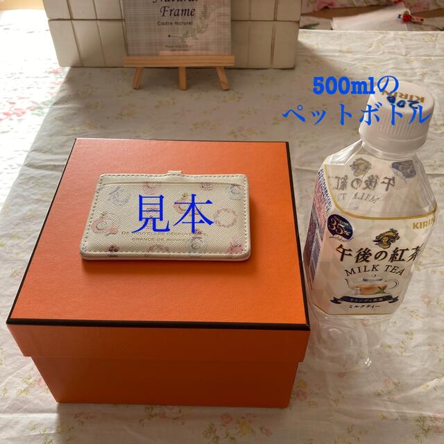 HERMES - HERMES (エルメス) / 箱(正方形) 17 x 17 x 11の通販 HERMES - HERMES (エルメス) / 箱(正方形) 17 x 17 x 11の通販