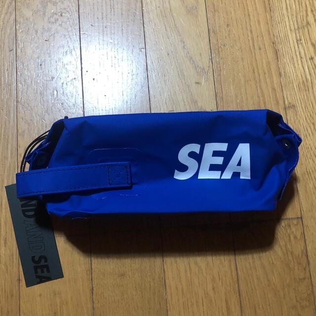 WIND AND SEA 　WDS DOPP KIT BAG　BLUE メンズのバッグ(その他)の商品写真