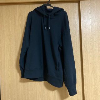 ユニクロ(UNIQLO)のユニクロ　メンズ　ブラック　パーカー(パーカー)