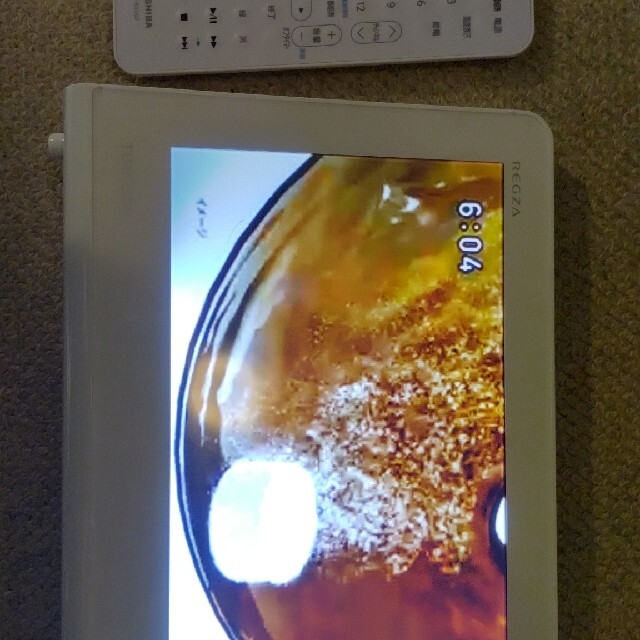 東芝(トウシバ)のレグザ ポータブルテレビ 10WP1 スマホ/家電/カメラのテレビ/映像機器(テレビ)の商品写真