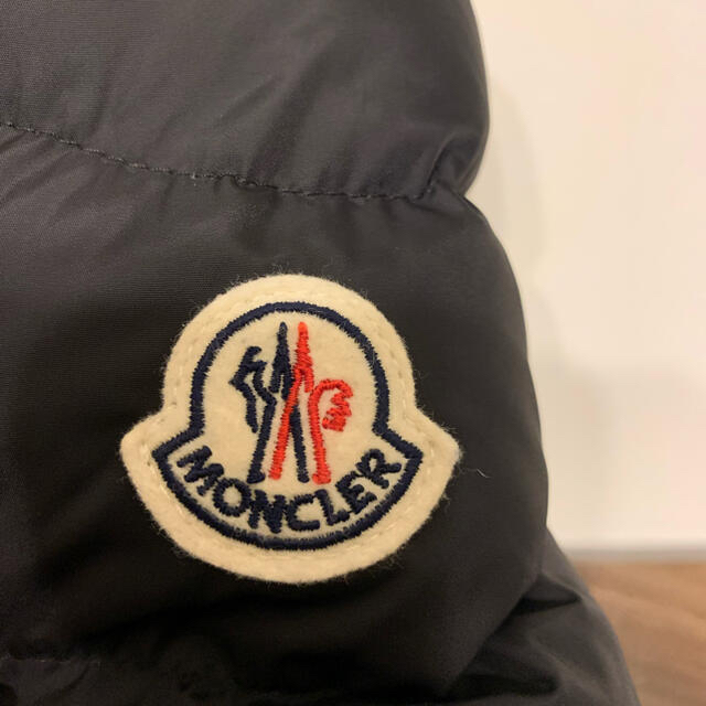 MONCLER(モンクレール)のモンクレール　MIRIEL 00サイズ　ミリエル　ブラック【美品】 レディースのジャケット/アウター(ダウンジャケット)の商品写真