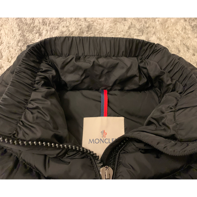 MONCLER(モンクレール)のモンクレール　MIRIEL 00サイズ　ミリエル　ブラック【美品】 レディースのジャケット/アウター(ダウンジャケット)の商品写真