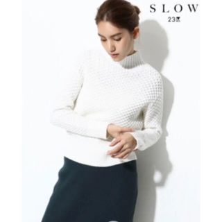 ニジュウサンク(23区)の☆美品☆ SLOW 23区　WO/AC HONEY COMB タートルニット(ニット/セーター)