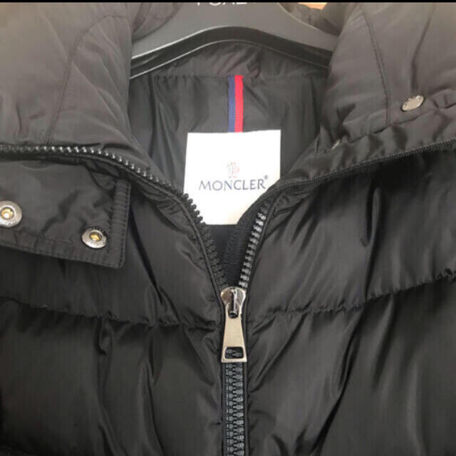 MONCLER(モンクレール)のモンクレール  フラメッテ サイズ3 レディースのジャケット/アウター(ダウンコート)の商品写真