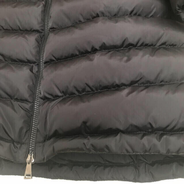 MONCLER(モンクレール)のモンクレール  フラメッテ サイズ3 レディースのジャケット/アウター(ダウンコート)の商品写真