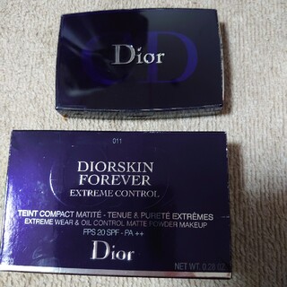 クリスチャンディオール(Christian Dior)の「ディオール」カプチュールパウダーファンデーションです。(ファンデーション)