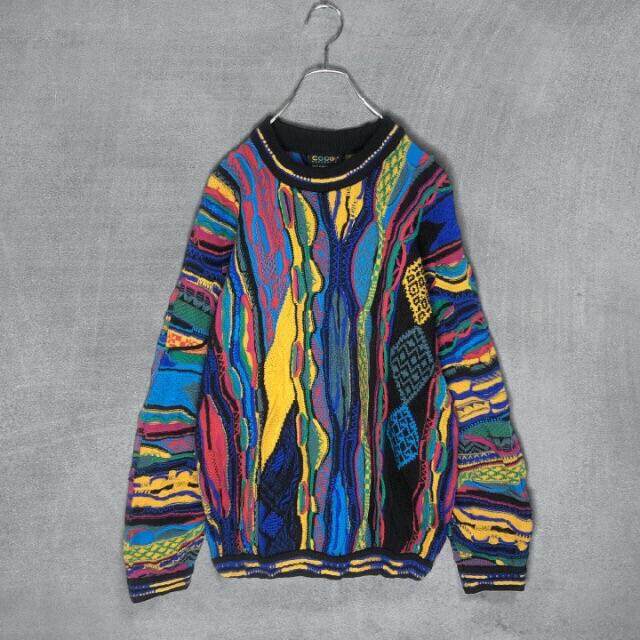 COOGI(クージー)の【美品】COOGI クージー ウール100％ 総柄 3D ニットセーター M メンズのトップス(ニット/セーター)の商品写真