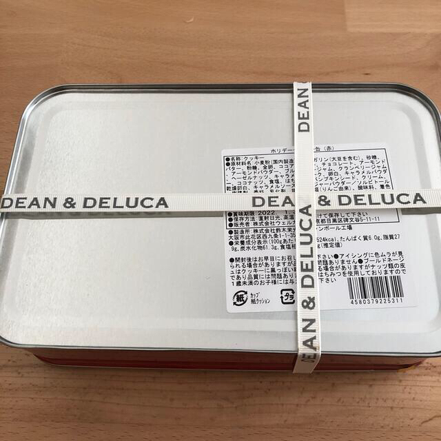 DEAN & DELUCA(ディーンアンドデルーカ)のDEAN&DELUCA  ホリデークッキー缶 (赤） 食品/飲料/酒の食品(菓子/デザート)の商品写真