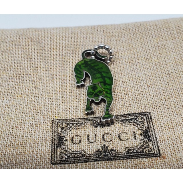 Gucci - 【超レア限定廃盤品】GUCCI ネックレスタイガーチャーム bts
