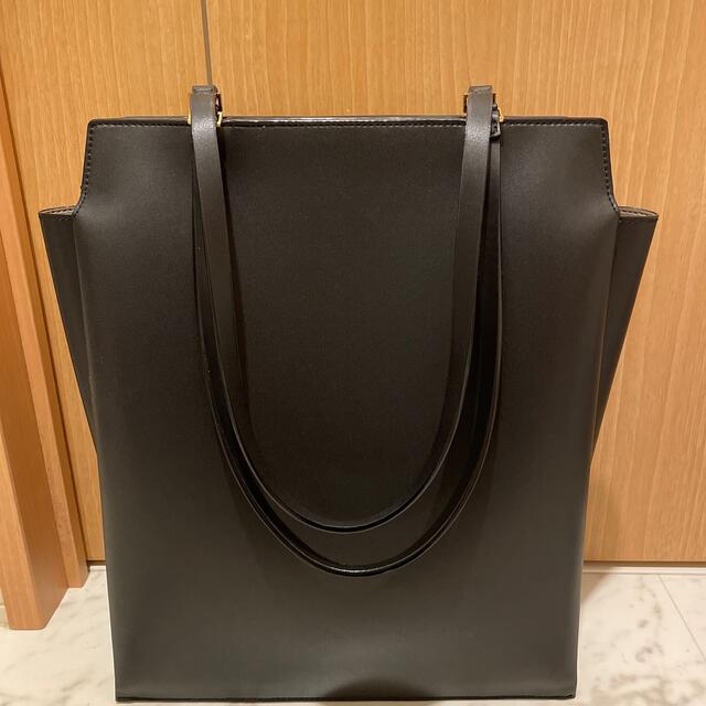 Charles and Keith(チャールズアンドキース)のジオメトリック トートバッグ （Black） レディースのバッグ(トートバッグ)の商品写真