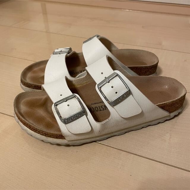 BIRKENSTOCK(ビルケンシュトック)のBIRKENSTOCK ビルケンシュトック Arizona アリゾナ レディースの靴/シューズ(サンダル)の商品写真