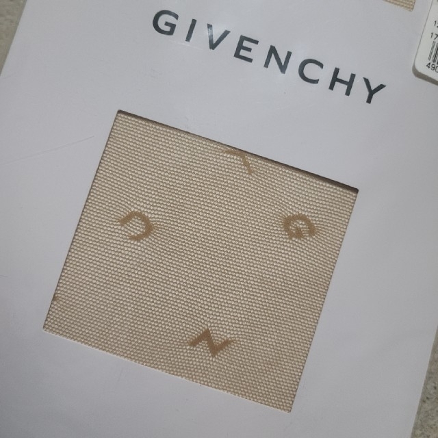 GIVENCHY(ジバンシィ)の☆新品未使用☆　GIVENCHY　ストッキング レディースのファッション小物(その他)の商品写真