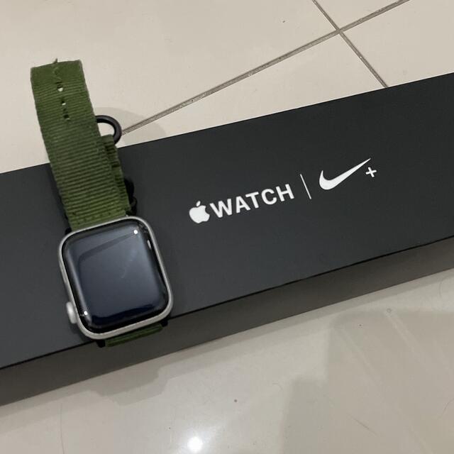 Apple Watch series4 NIKEモデル 40ミリ-