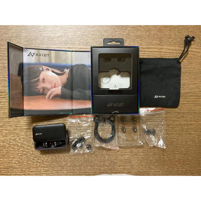 AVIOT TE-BD21j 中古 スマホ/家電/カメラのオーディオ機器(ヘッドフォン/イヤフォン)の商品写真