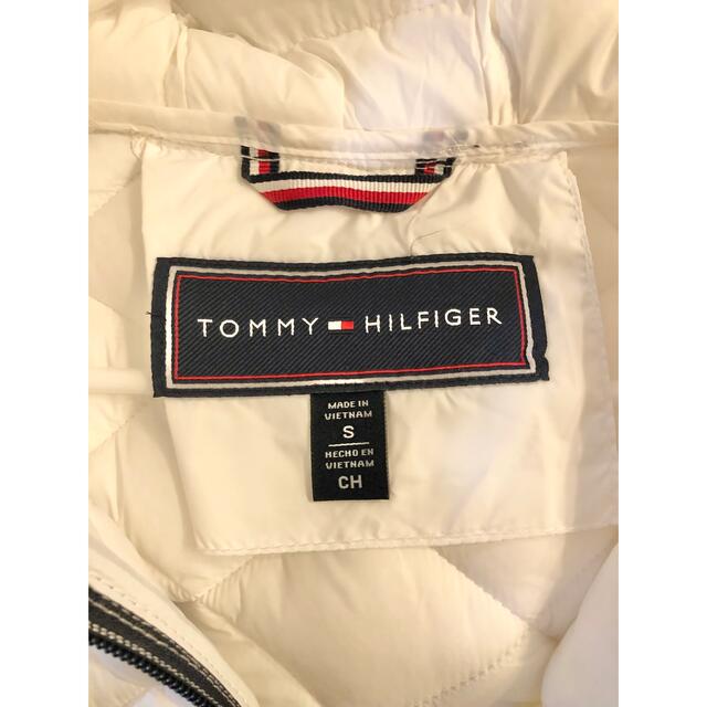 TOMMY HILFIGER(トミーヒルフィガー)の新品　TOMMY HILFIGER ダウンジャネット レディースのジャケット/アウター(ダウンジャケット)の商品写真