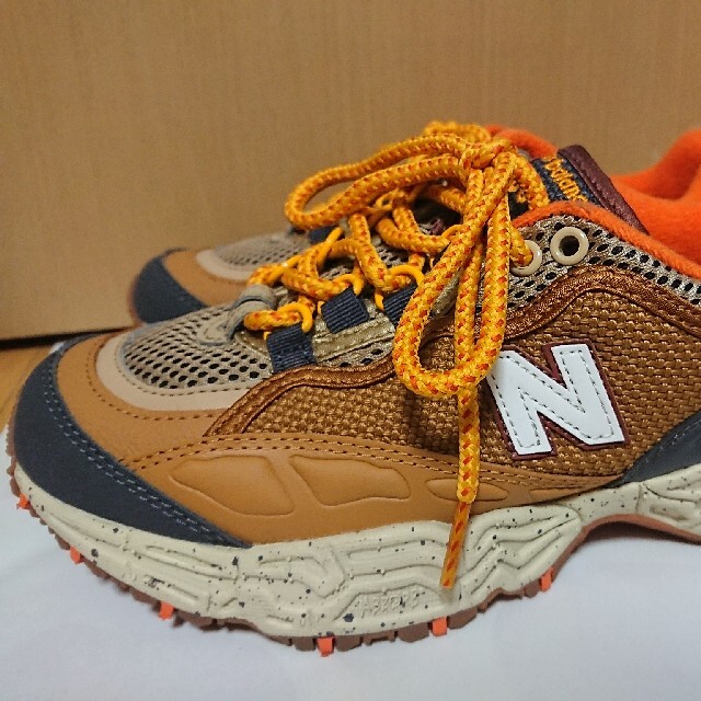 New Balance(ニューバランス)のnew balance ( ニューバランス ) スニーカー 23.5cm /美品 レディースの靴/シューズ(スニーカー)の商品写真