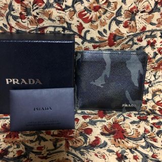 プラダ 迷彩 折り財布(メンズ)の通販 6点 | PRADAのメンズを買うならラクマ