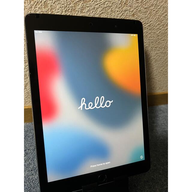 iPad(アイパッド)のiPad Air 2 Wi-Fi + Cellular 64GB スマホ/家電/カメラのPC/タブレット(タブレット)の商品写真