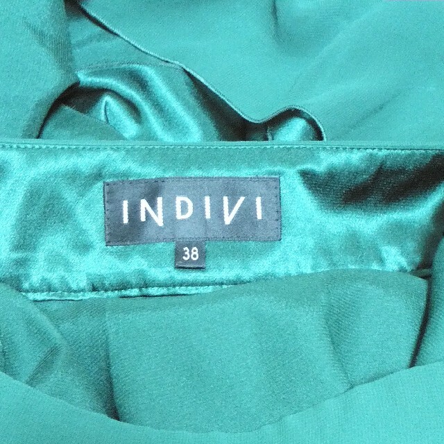 INDIVI(インディヴィ)のINDIVI  インディヴィレディース 膝丈フレア スカート レディースのスカート(ひざ丈スカート)の商品写真