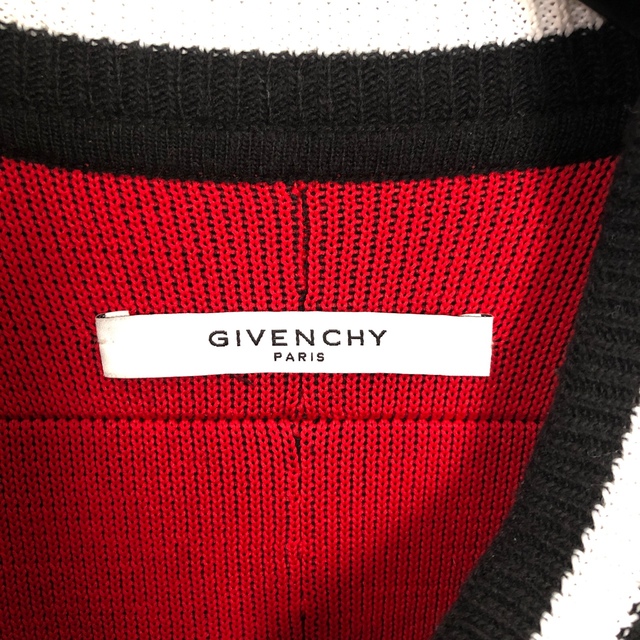 GIVENCHY(ジバンシィ)のジバンシー　ニットジャケット　スタジャン　XS レディースのジャケット/アウター(その他)の商品写真