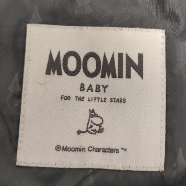 MOOMIN　baby 抱っこ紐ケープ+オムツ替えシート キッズ/ベビー/マタニティの外出/移動用品(抱っこひも/おんぶひも)の商品写真